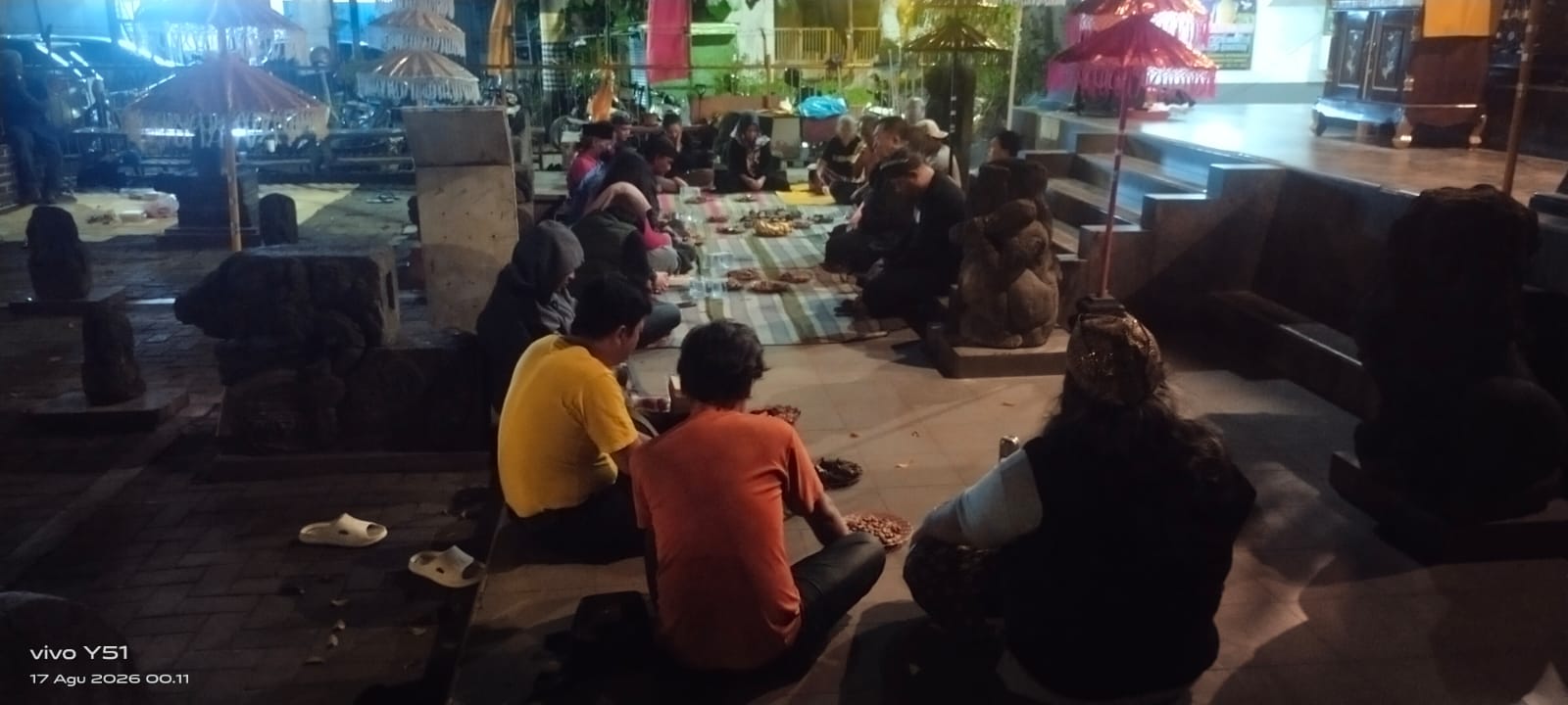 Sedulur Abdi Dalem Eyang Joko Dolog Memperingati Malam Tirakatan dan Renungan Suci di Hari Kemerdekaan Republik Indonesia ke-81